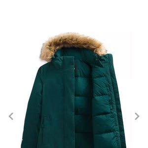 New with tag, north face arctic parka coat. Shipping is free.
